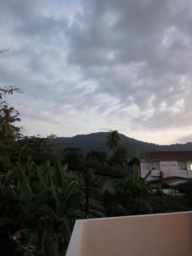 Niece Hostel Phuket - Sha Extra Plus Екстериор снимка